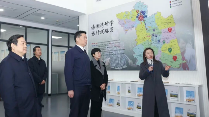 市委常委会在姜堰区调研并专题研究姜堰区工作